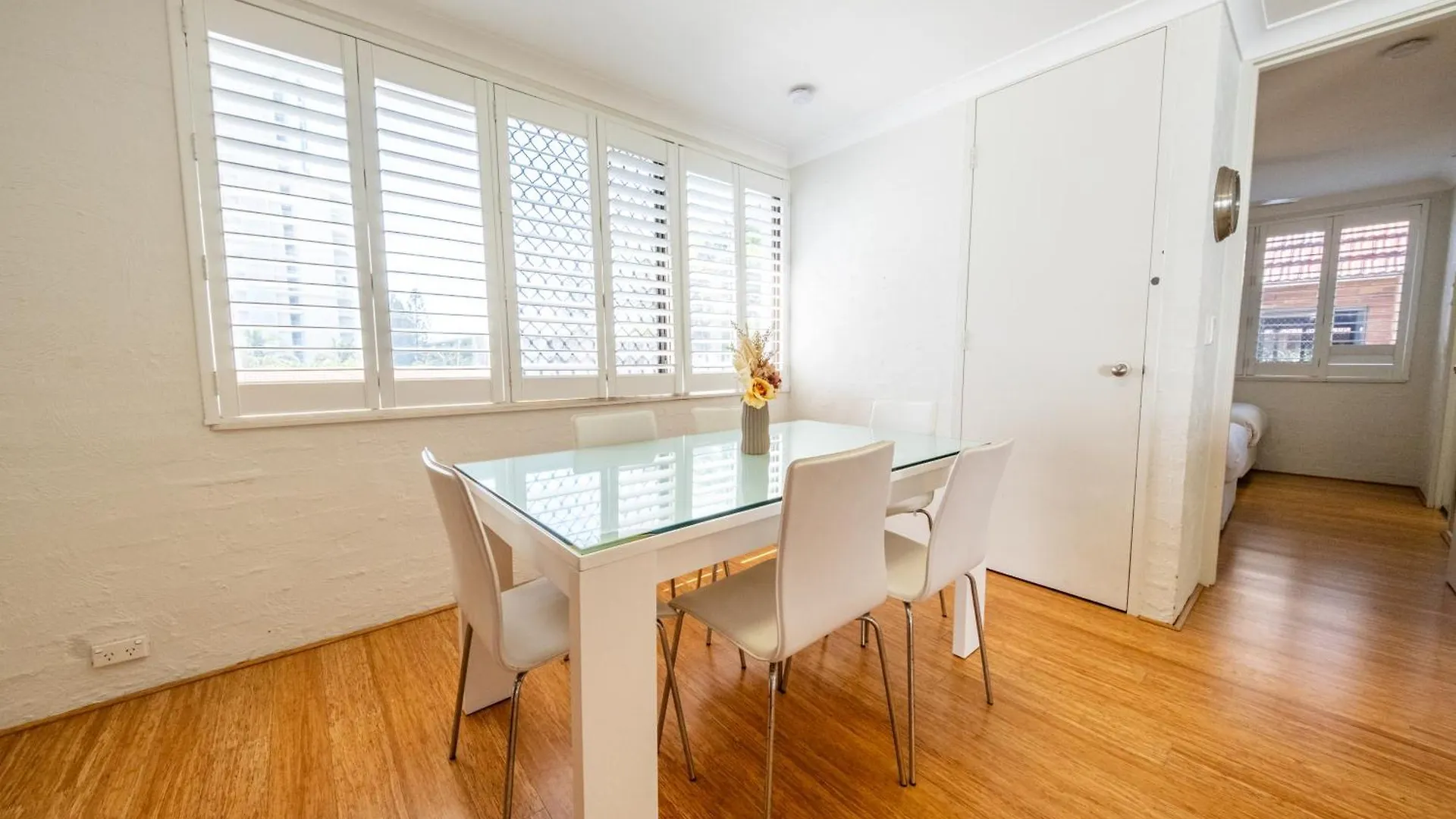 Apartment Federation Avenue Broadbeach Gold Coast Australia